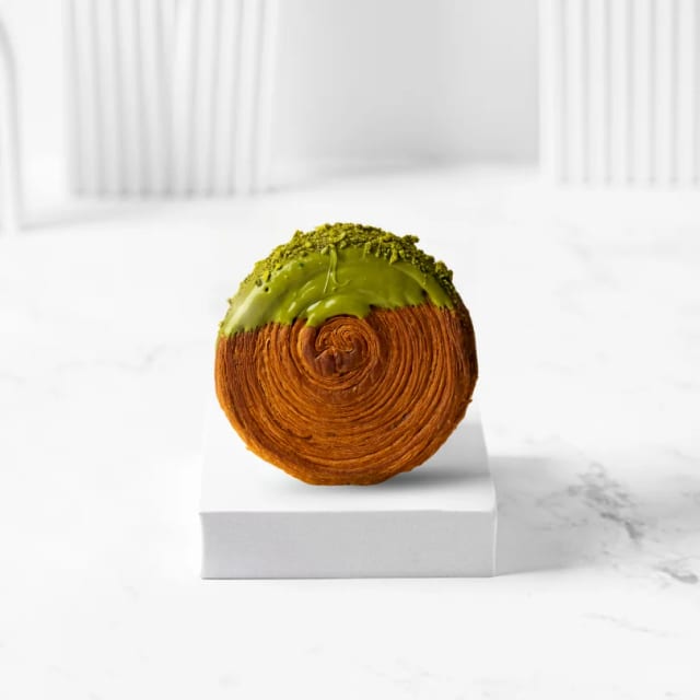 رۆڵا نیویۆرک ب فستەقێ